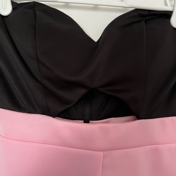 Windsor Black and Pink Dress - Picture 3 of 5